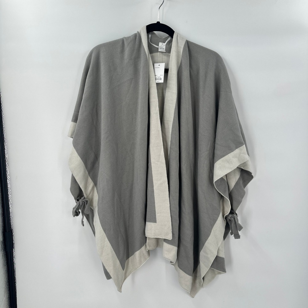 New Reversible Poncho One Size Gray Cream Colorblock Knit Shawl Wrap APT 9 Cozy